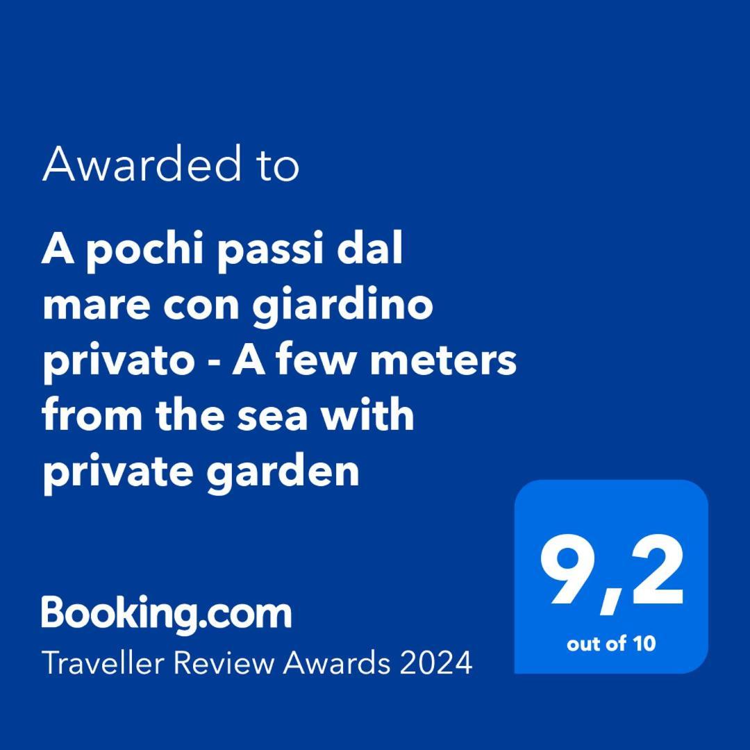 L' Elicriso, A Pochi Passi Dal Mare Con Giardino Privato - The Elicriso, A Few Meters From The Sea, With Private Garden Apartamento Stintino Exterior foto