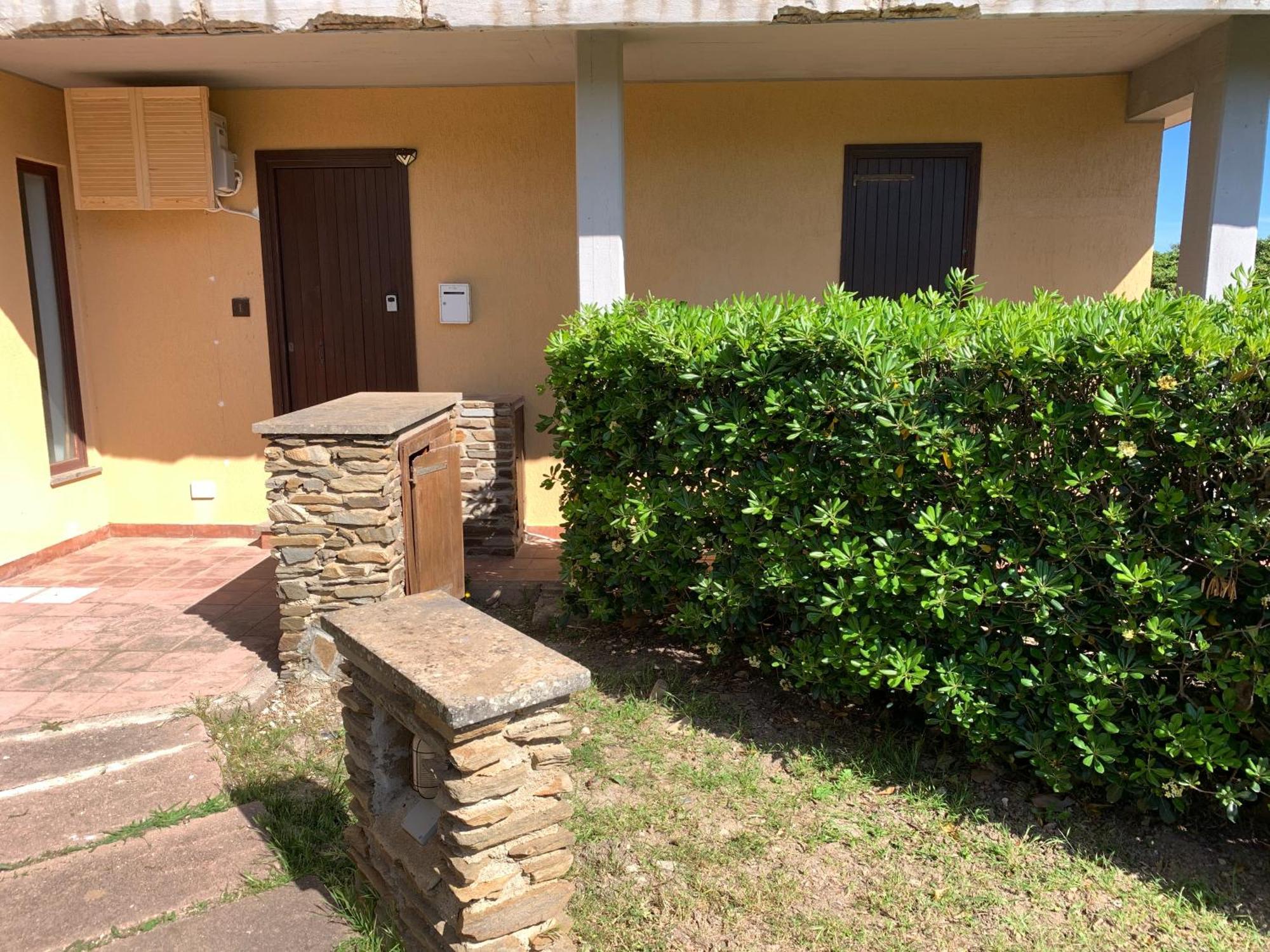 L' Elicriso, A Pochi Passi Dal Mare Con Giardino Privato - The Elicriso, A Few Meters From The Sea, With Private Garden Apartamento Stintino Exterior foto